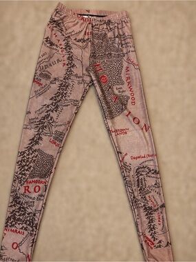 Lord of the Rings Middle-earth Map Leggings – Women's